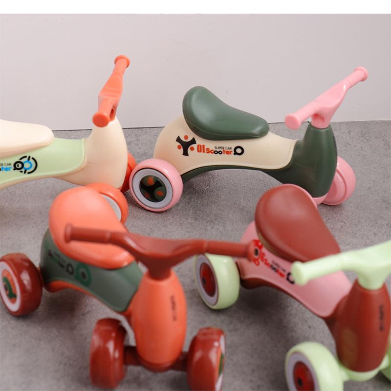 新しいシミュレーションミニかわいい子供用バランスカー四輪ベビ - Kids Toys Scooter のレビューと価格