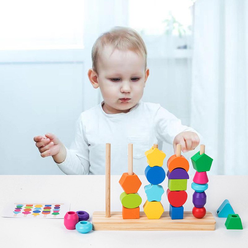 モンテッソーリ木製ビーズシーケンスおもちゃセット、5列積み重 - Wooden Blocks Stacking のレビューと価格